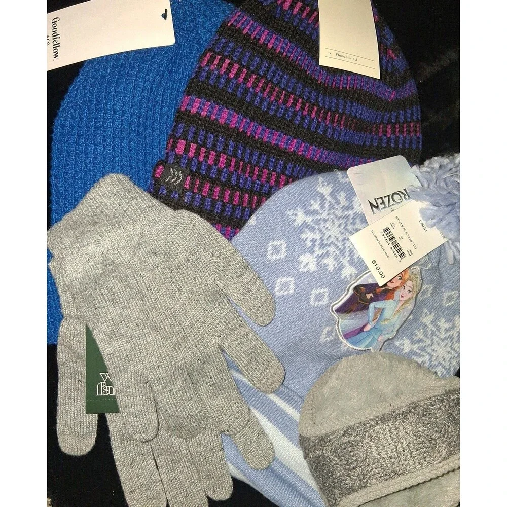 Resellers Hat, scarf, glove lot of 25 ALL NWT
